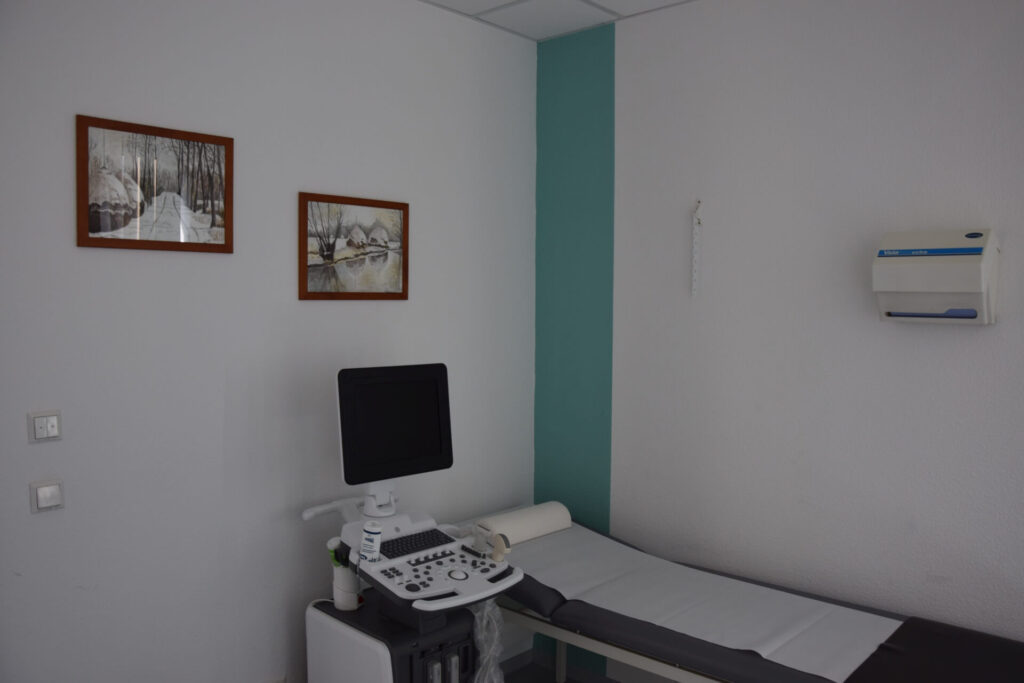 Arztpraxis Kromm Heidenheim Behandlungszimmer